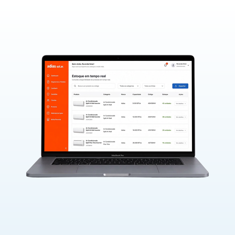 Notebook exibindo o novo Clube Adias